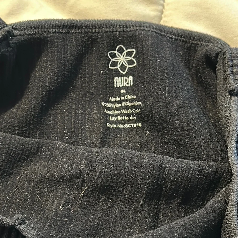 Black Ribbed Women's Crop Top - Picture 2 of 2